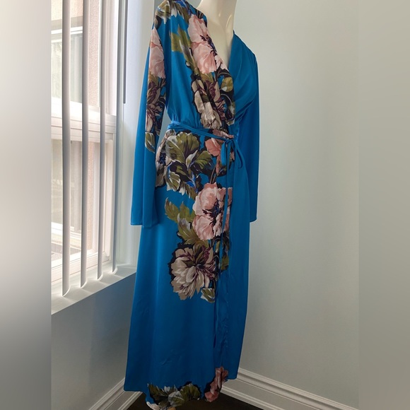 Kimono style dress - Picture 4 of 10